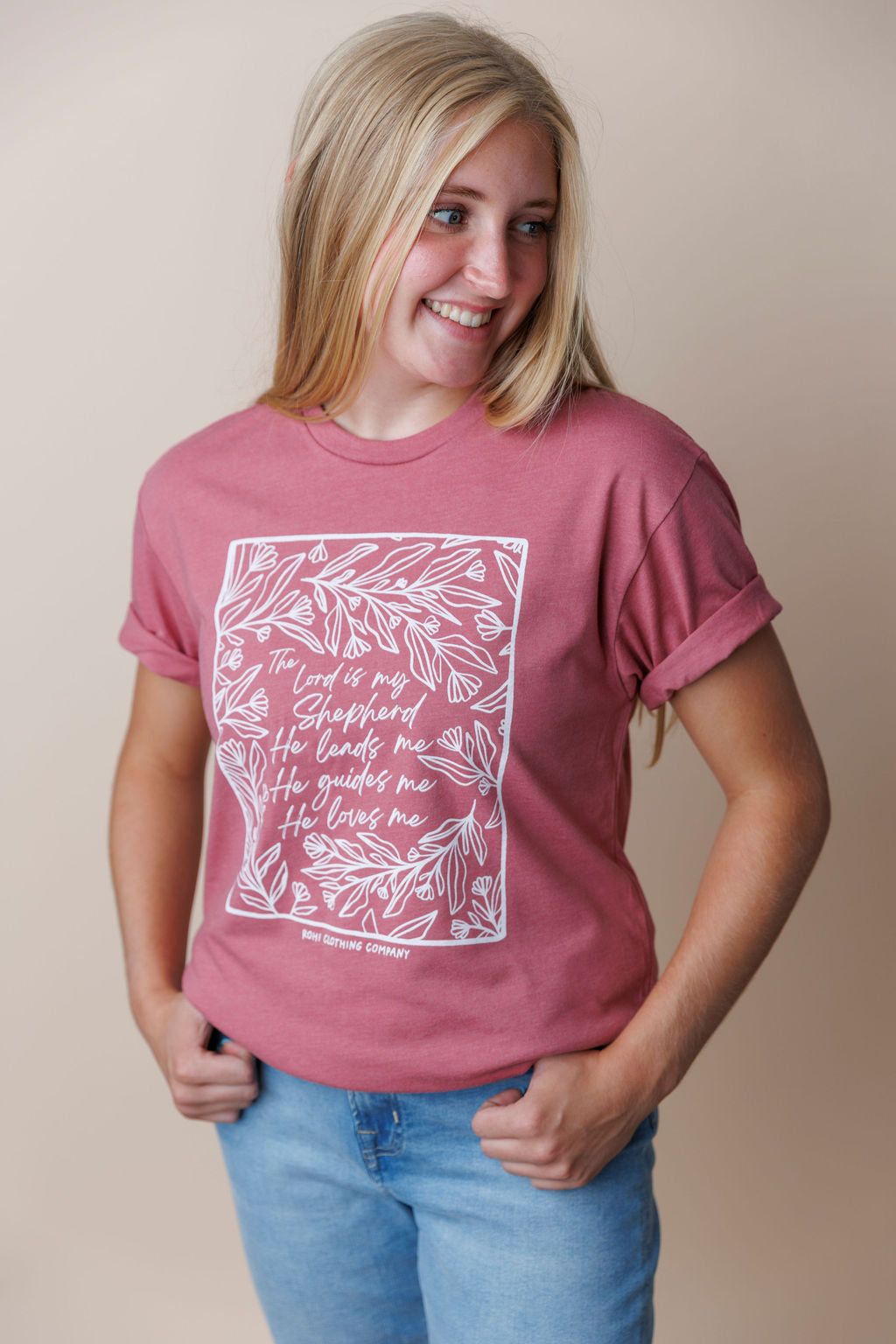He Leads Me Floral Tee in Heather Mauve